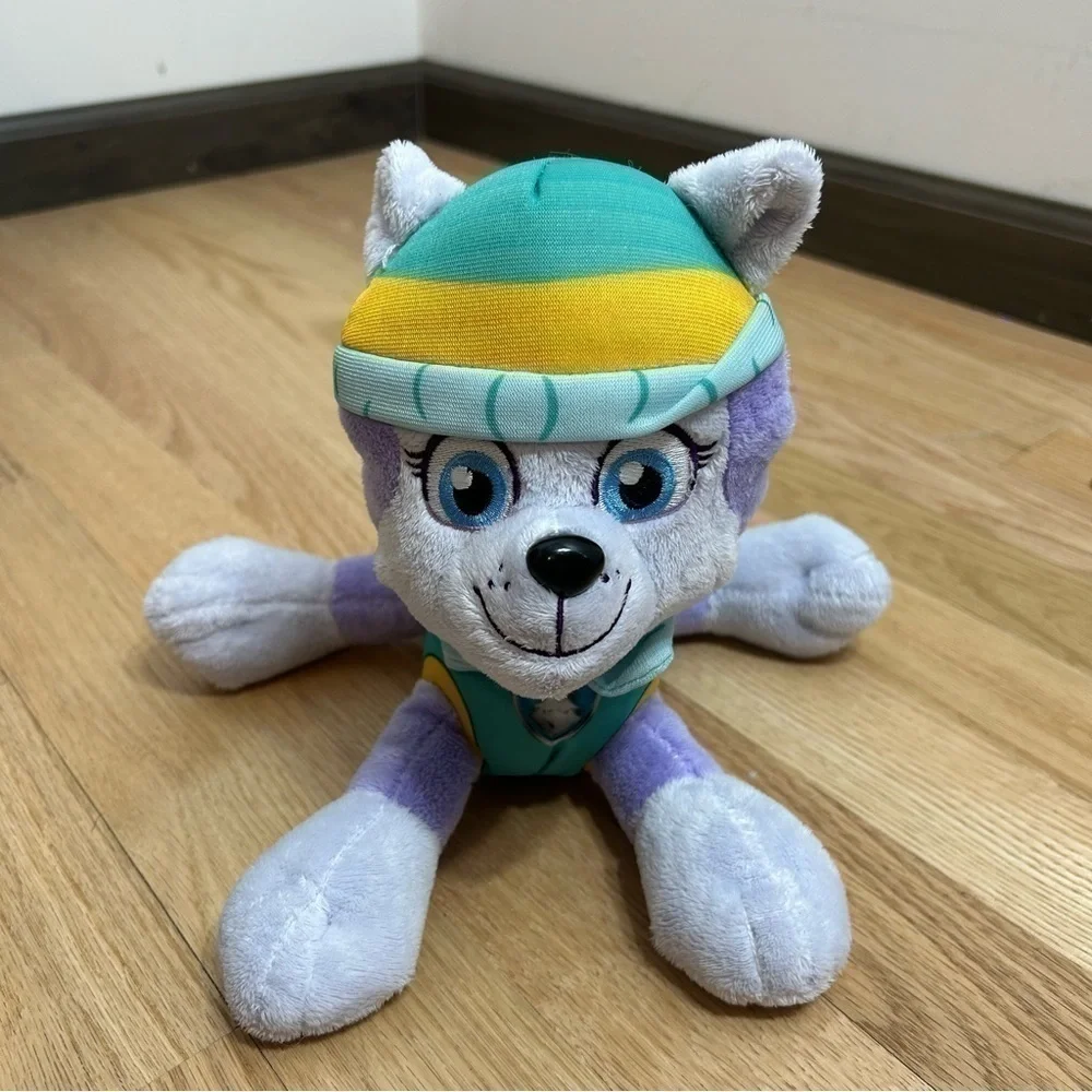 Paw Patrol Everest Plush Stuffed Animal Purple Blue White Kids Toy Dog Puppy